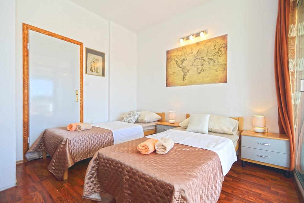 Apartmani Niki Hvar Hvar Town Oda fotoğraf