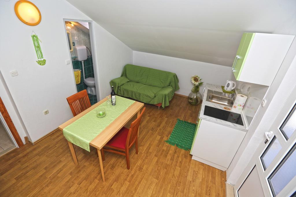 Apartmani Niki Hvar Hvar Town Oda fotoğraf