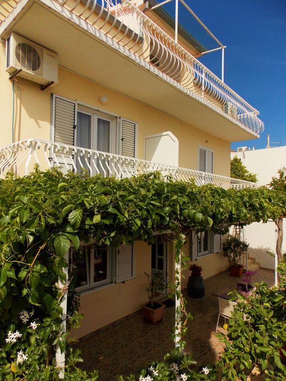 Apartmani Niki Hvar Hvar Town Dış mekan fotoğraf